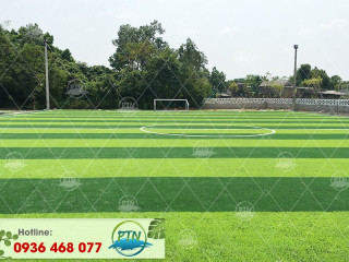 Thi công sân cỏ nhân tạo 11 người tại Đại Yên Quảng Ninh