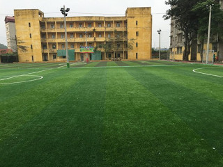 Sân bóng trường Cao Đẳng Kinh Tế Kỹ Thuật