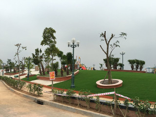 Thi công cỏ nhân tạo khu vui chơi tại Bắc Giang