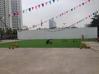 Thi công cỏ nhân tạo nhà văn hóa quận Ba Đình